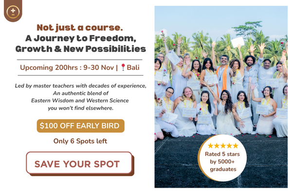 Course advertisement featuring a group photo of people in white outfits holding certificates. Headline: "Not just a course. A Journey to Freedom, Growth & New Possibilities." Event: Bali, 9–30 Nov. Special offer: "$100 OFF EARLY BIRD."