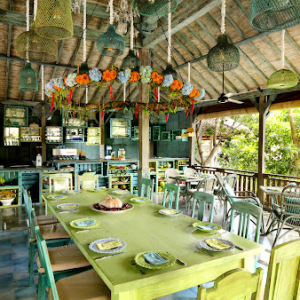 Royal Balinese tea and vegan Indonesian nasi kuning at Herb Library in Ubud, Bali.
