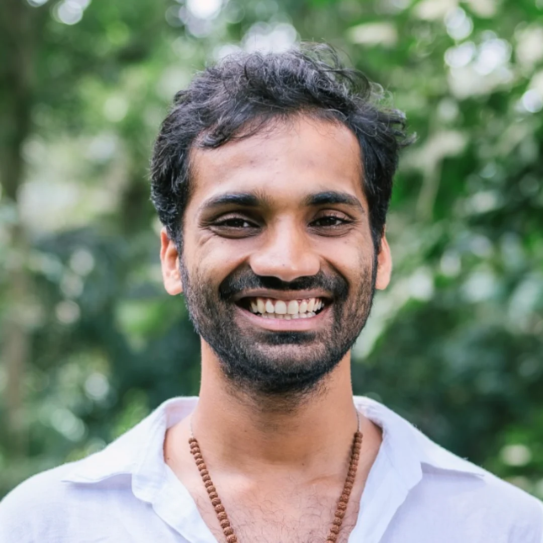 Akshaya Bhat yoga asana and kirtan specialist at 200-hour yoga teacher training Bali